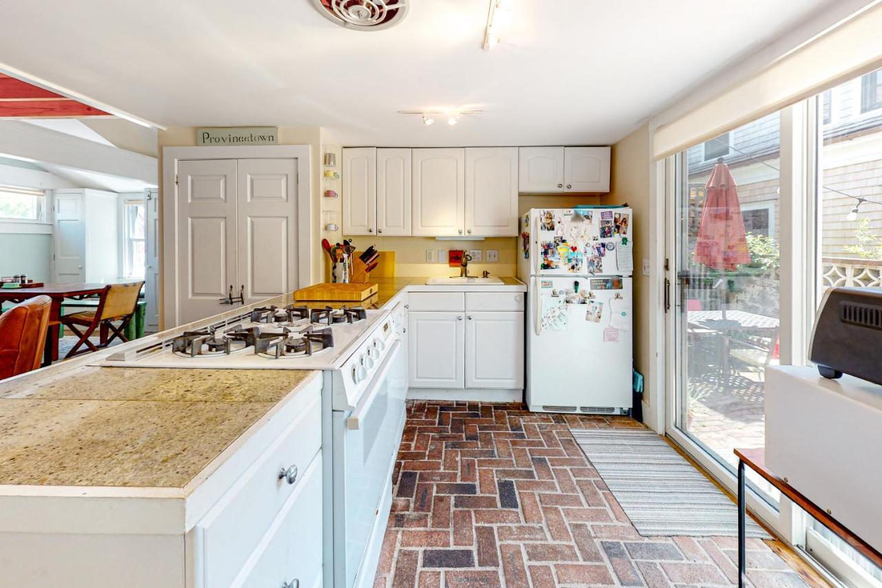 Toast Of P-Town Apartment Provincetown Bagian luar foto