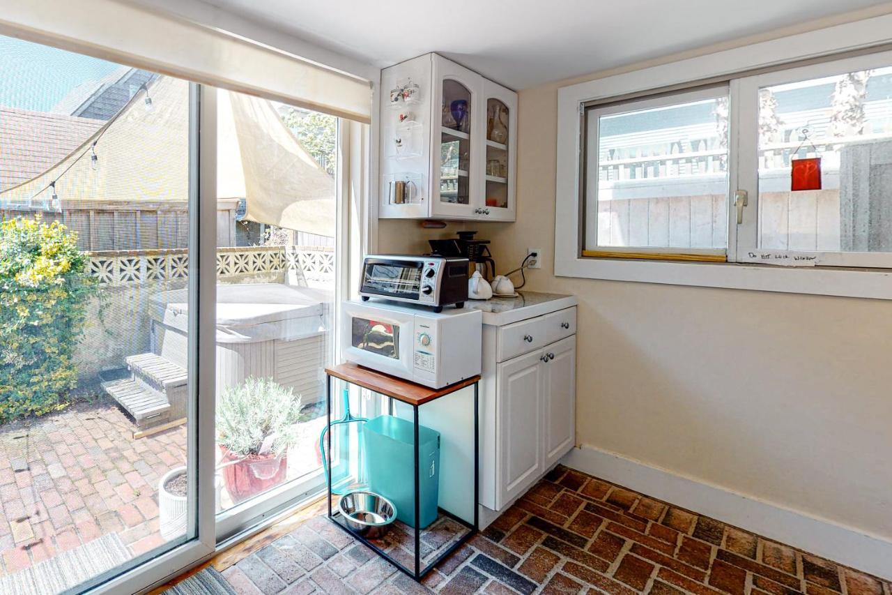 Toast Of P-Town Apartment Provincetown Bagian luar foto
