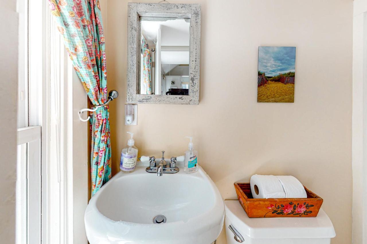 Toast Of P-Town Apartment Provincetown Bagian luar foto